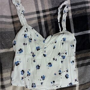 Abercrombie & Fitch Cropped White Floral Tank Top size Medium